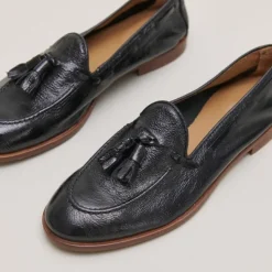 Mocassins à bouts ronds et pompons