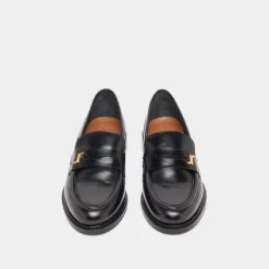 Mocassins à bouts ronds et monogrammes