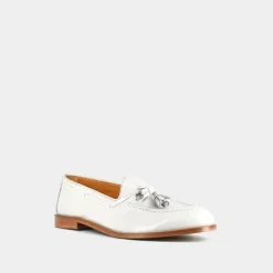 Mocassins à bouts ronds et pompons