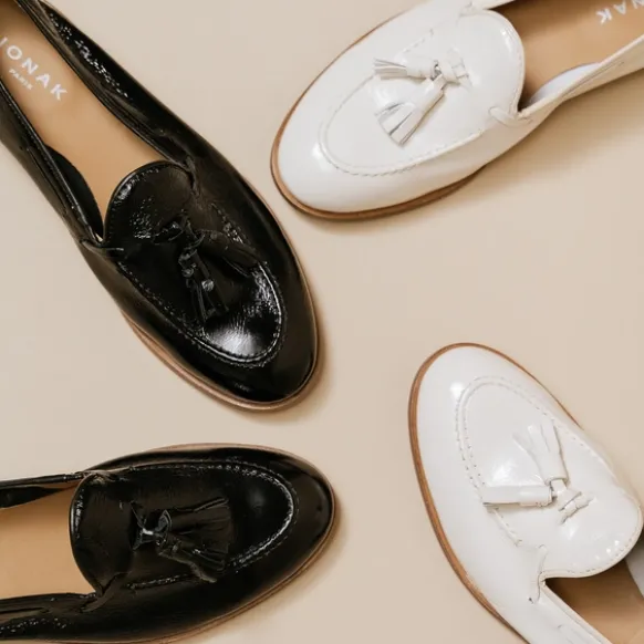 Mocassins à bouts ronds et pompons