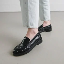 Mocassins à détails argentés