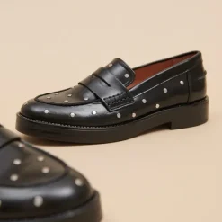 Mocassins à détails argentés
