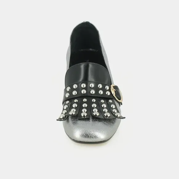 Mocassins à pattes frangées et cabochons