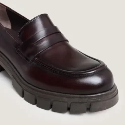 Mocassins à semelles crantées