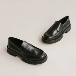 Mocassins à semelles crantées