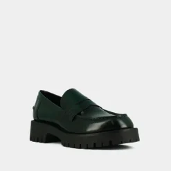 Mocassins à semelles crantées