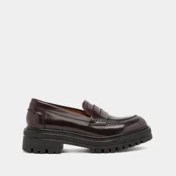 Mocassins à semelles crantées