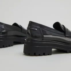 Mocassins à semelles crantées
