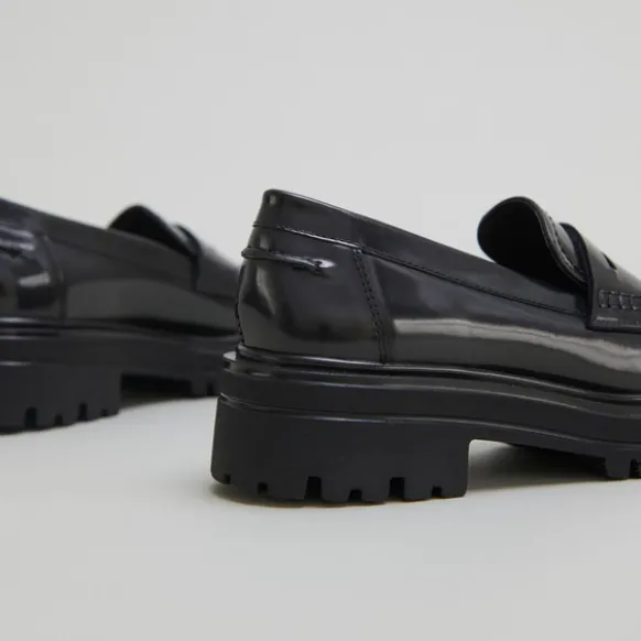 Mocassins à semelles crantées