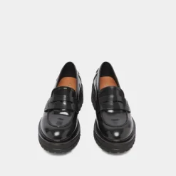 Mocassins à semelles crantées