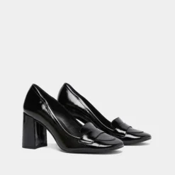 Mocassins à talons et bouts carrés