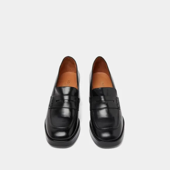Mocassins à talons et bouts arrondis
