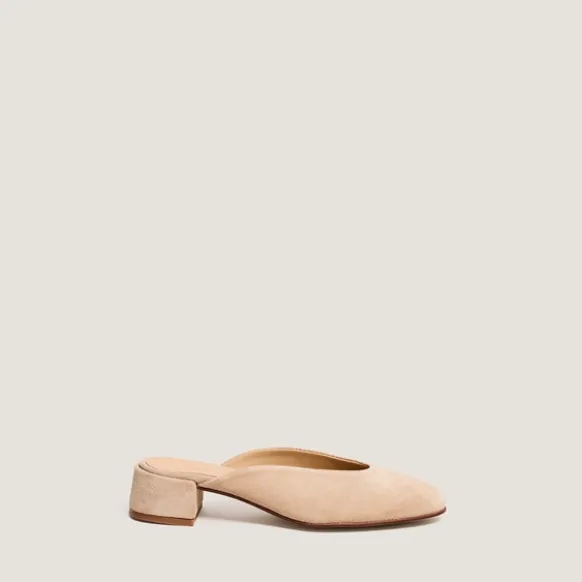 Mules à bouts ronds et petits talons