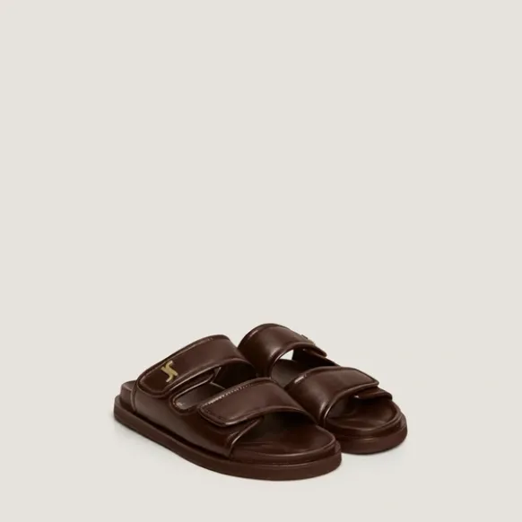 Mules à monogrammes
