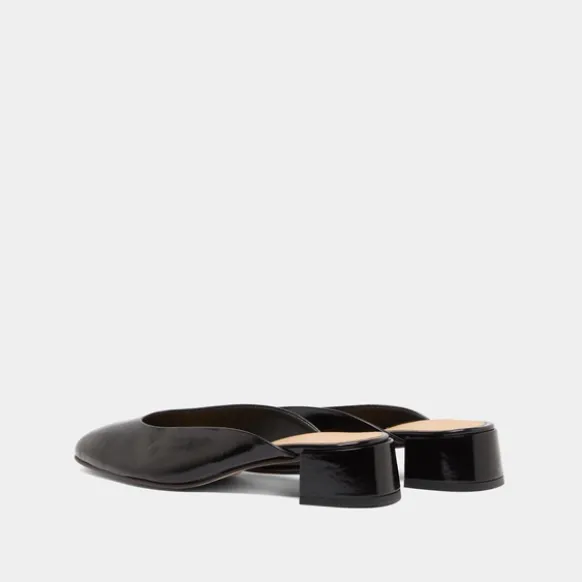 Mules à petits talons