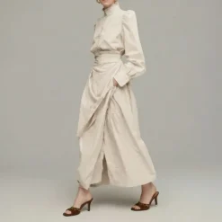 Mules à talons hauts et rivets