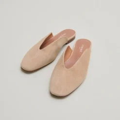 Mules décolletées