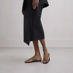 Nu-pieds à entredoigt