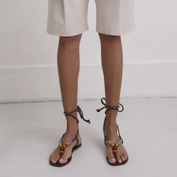 Nu-pieds à lacets