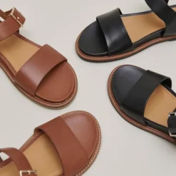 Sandales à brides et bouts ouverts