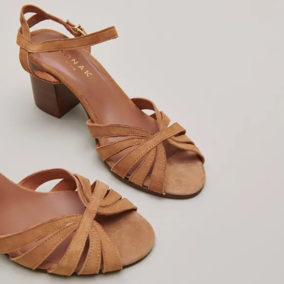 Sandales à brides et bouts ouverts