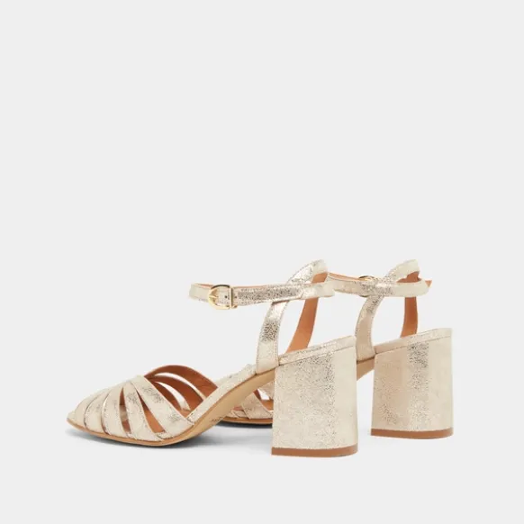 Sandales à brides et bouts ouverts