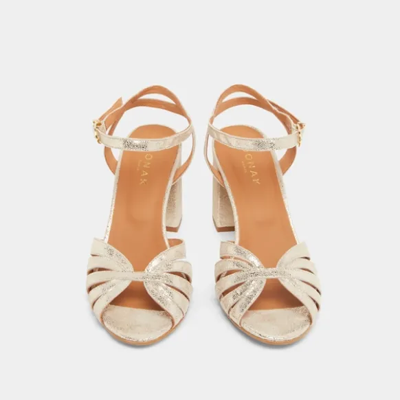 Sandales à brides et bouts ouverts