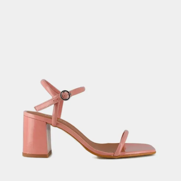 Sandales à brides fines