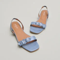 Sandales à fleurs