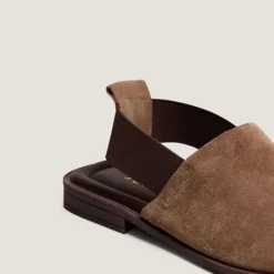 Sandales à élastiques
