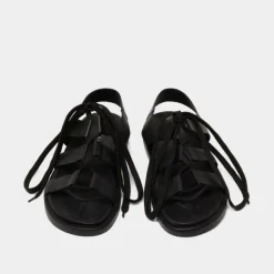 Sandales à multiples brides et lacets