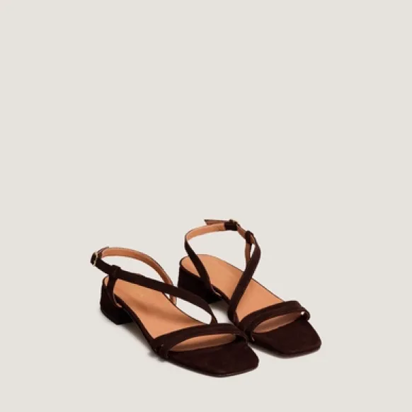 Sandales à petits talons