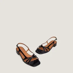 Sandales à petits talons