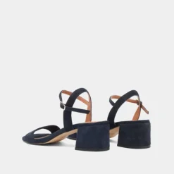 Sandales à talons et bouts ronds