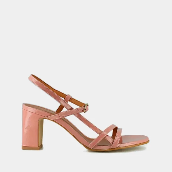Sandales à talons et brides