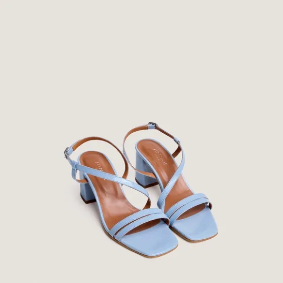 Sandales à talons et brides