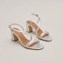 Sandales à talons et brides