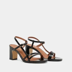 Sandales à talons et brides
